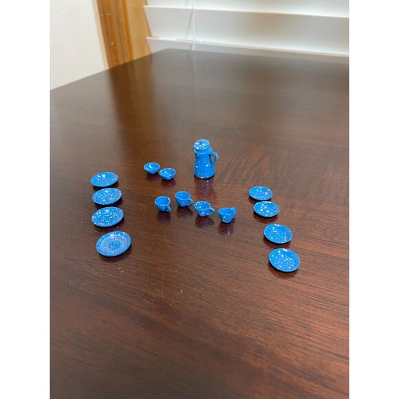 Vintage Spackleware/Enamel Dollhouse Kitchen Set - 16 Pieces - Picture 4 of 5